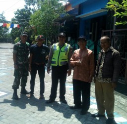 Sinergi Babinsa Dan Bhabinkamtibmas Menjaga Kerukunan Warga