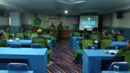 DANRAMIL 0816/03 MENJADI NARASUMBER PADA ACARA BIMTEK LINMAS