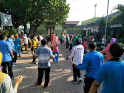 Koramil 0816/ 06 Tanggulangin Jalin Kebersamaan Melalui Gelar Senam Erobik