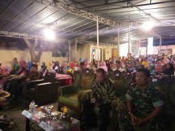 Menjaga serta melestarikan budaya bangsa Indonesia dengan tidak merubah adat istiadat bangsa yaitu ruwat desa