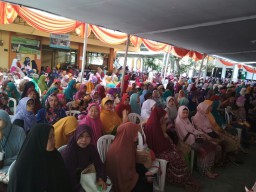 BABINSA DESA BANJARSARI MENGHADIRI TABLIGH AKBAR