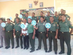 STOP NARKOBA, RATUSAN BABINSA JALANI TES URINE