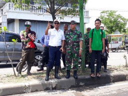 Danramil 0816/06 Jalin Silaturahmi Dengan Perangkat Desa