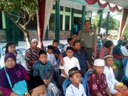 Danramil 0816/07 dampingi peserta khitanan massal di Kodim 0816/Sidoarjo