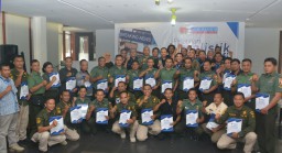 Penuh semangat, Anggota Kodim 0816 ikuti pelatihan Jurnalistik dan fotografi di Kantor Memorandum