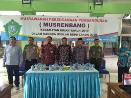 Danramil 09/Krian Prioritaskan pembangunan di wilayah binaan masing-masing termasuk kesehatan dan pendidikan.