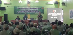 Batuud Koramil 0816/01 Kota Memberikan Pembekalan kepada Linmas Sidoarjo.