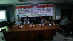 Sertu Tomo dan Babinkamtibmas Taman hadiri pelaksanaan pelantikan dan bimbingan teknik