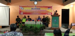 Babinsa Pelda Sukadi menghadiri pelantikan KPPS Desa Sedenganmijen Kec. Krian Kab. Sidoarjo.