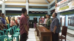 Pelantikan KPPS Desa Grinting Kecamatan Tulangan Kabupaten Sidoarjo.