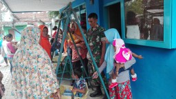 Babinsa 0816/03 Buduran Melaksanakan Pendampingan Posyandu Terpadu Di Wilayah Desa Binaan