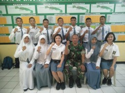 Batuud Koramil 0816/01 berikan motivasi kepada calon Paskibraka Kabupaten Sidoarjo