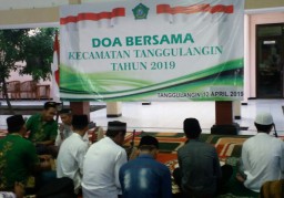Forkopimka Tanggulangin hadiri Doa Bersama di Pendopo Kecamatan Tanggulangin.