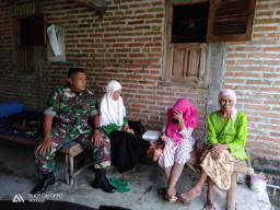 Ingin Lebih Dekat dengan Masyarakat, Babinsa 0816/13 Wonoayu Gelar Komsos