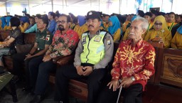 Danramil 0816/09 Kapten Inf Siswanto hadiri pisah pamit kelas XII SMK 1 Krian Tahun 2019