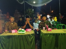 Syukuri Nilai Budaya leluhur Ds. Kloposepuluh, Babinsa 15/Sukodono ruwat Desa dengan bersholawat