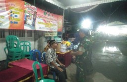 Babinsa 0816/10 Balongbendo meriahkan pameran produk UNGGULAN DESA