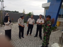 Babinsa Koramil 0816/18 jalin keakraban dengan KKP Juanda melalui Komsos