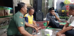 Babinsa Ramil 0816/12 Jalin Komunikasi dengan Kepala Desa