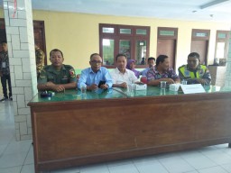 Babinsa Koramil 0816/10 Balongbendo Babinsa Serda Sarko hadiri pemilihan anggota BPD baru