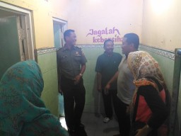 Forkopimka dan Koramil 0816/02 Candi laksanakan pemberantasan sarang nyamuk DBD.