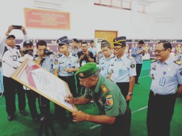 Danramil 0816/04 Porong hadiri pencanangan pembangunan zona integritas prioritas nasional pencegahan korupsi di lembaga pemasyarakatan kelas 1 surabaya