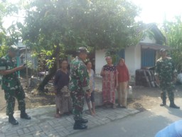 Pelda Akhmad Ali Melaksanakan Komsos di Desa Tambak Rejo