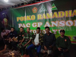 Babinsa Koramil 0816/13 Wonoayu Silaturahmi Dengan Anggota Banser