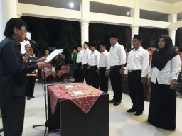 Danramil 0816/05 Tulangan hadiri acara pelantikan BPD Desa Kemantren dan Desa Jiken