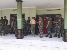 Keluarga Besar Koramil 0816/10 Balongbendo laksanakan Halal bihalal