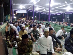 Babinsa Desa Pagerngumbuk Koramil 0816 /13 Wonoayu Hadiri Pengajian Umum dalam Rangka Halal Bihalal