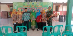 Babinsa Koramil 0816/13 Wonoayu Halal Bihalal Di IGTKI PGRI Se Kecamatan Wonoayu