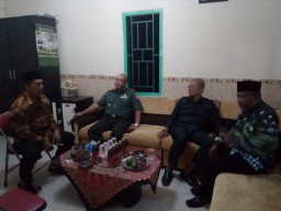 Danramil 12 Prambon Silaturahmi Dengan Tomas Desa Pejangkungan.