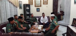 Jalin Silaturahmi Anggota Koramil 0816/02 Candi Anjangsana ke Tokoh Agama