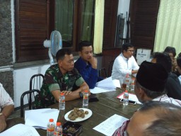 Babinsa Koramil 0816/08 Jabon Menghadiri Rapat APBDes Kedung Cangkring tahun 2019.