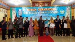 Anggota Koramil 0816/08 Jabon Hadiri Acara Wisuda SMK N 1 Jabon.
