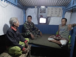 Peran aktif Babinsa koramil 0816/11 Tarik, Tingkatkan lingkungan yang aman dan damai