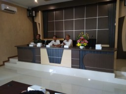 Batuud Koramil 0816/12 Prambon mengikuti rapat Kordinasi bersama Perangkat Desa Se -Kecamatan Prambon.