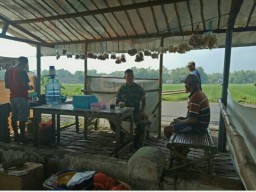 Babinsa Koramil 0816/ 12 Prambon Melaksanakan Komsos Dengan Warga Binaan