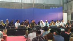 Danramil 12/Prambon dan Kapolsek Prambon Hadiri Acara Pengajian Pamit Naik Haji.