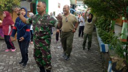 Senam Kesegaran Jasmani SKJ bersama dengan Forkopimka dan Warga Kec Porong