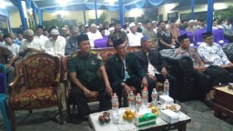 Koramil 0816/16 waru bersama forkopimka hadiri acara ruwat desa medaeng kecamatan waru