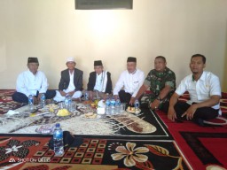 Hadir Dalam Pengajian Rutin, Babinsa 0816/13 Berikan Bimbingan Dan Arahan Majenis Taklim