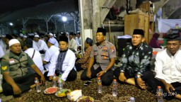 Koramil 0816/16 waru hadir dalam haul kyai mas ubaidah tambak sumur waru