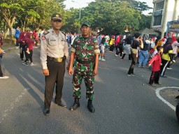 Koramil 0816/01 pengamanan Car free day di Area Gor Jenggolo Sidoarjo