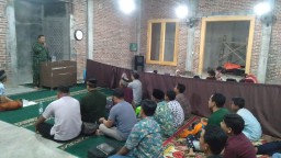 Pengajian rutin LDII Ds. Karangpuri di hadiri oleh Babinsa 13/Wonoayu