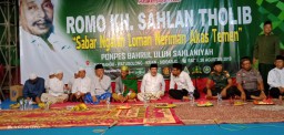 Wabup Sidoarjo Bersama Dandim 0816/Sidoarjo dan Forkopimka krian Hadiri Haul Romo Mbah Kyai Syahlan