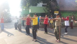 Koramil 0816/06 Tanggulangin Melaksanakan SKJ Bersama Instansi Terkait Di Desa Kedensari