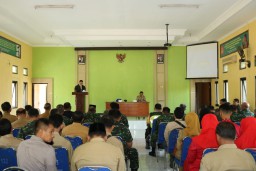 Danramil 0816/09 hadiri Rakornis TMMD Ke-106