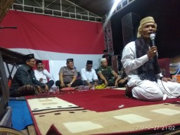 Danramil 0816/13 menghadiri Pengajian Kebangsaan Di Lapangan desa Mulyodadi